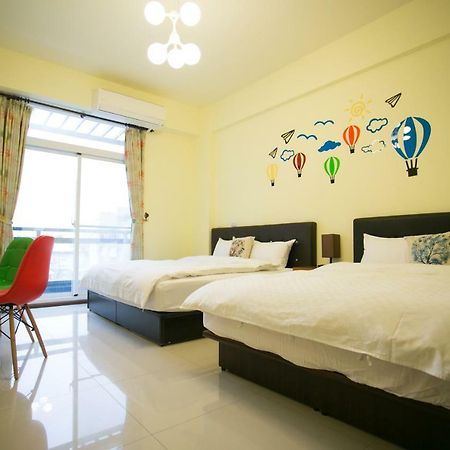 Smile House Bed & Breakfast Taitung Екстериор снимка