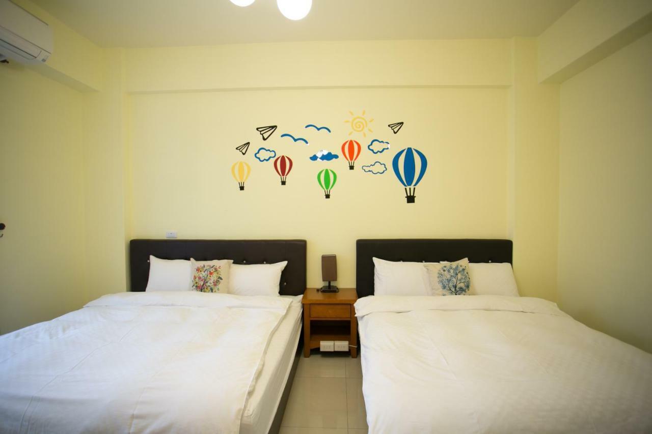 Smile House Bed & Breakfast Taitung Екстериор снимка