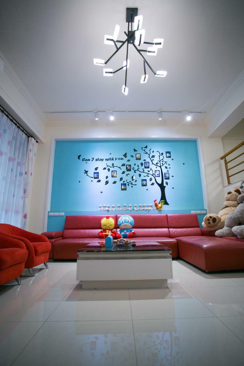 Smile House Bed & Breakfast Taitung Екстериор снимка